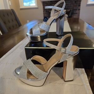 I. Miller Silver Glitter Platform Heels 8½